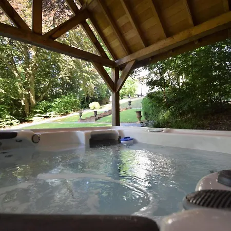 Villa Grand Wellness Spa